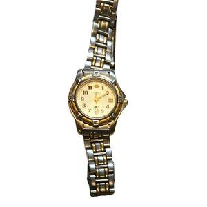 Fossil Watch AM-3098 Womens Two-Tone Stainless-Steel Analog Quartz Needs Battery